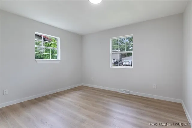 $209,900 | 13 Leisure Road, Eldon, MO 65026