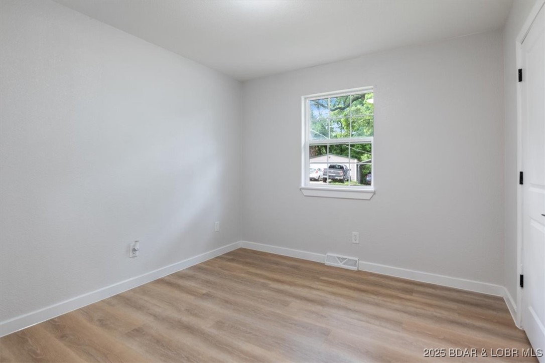 13 Leisure Road Eldon, MO 65026 - Photo 13 of 34