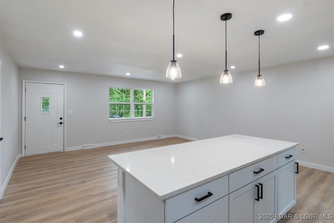 13 Leisure Road Eldon, MO 65026 - Photo 2 of 34