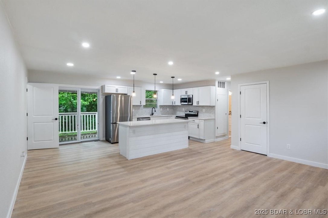 13 Leisure Road Eldon, MO 65026 - Photo 3 of 34