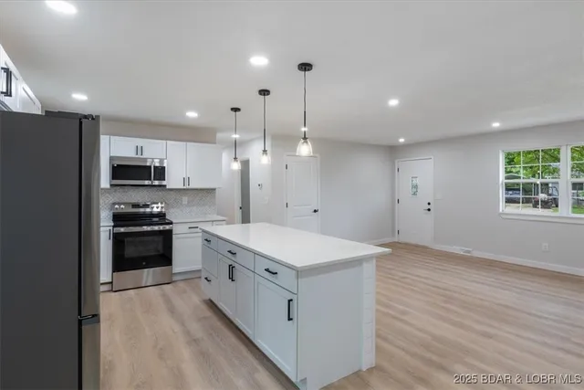 $209,900 | 13 Leisure Road, Eldon, MO 65026