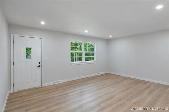 $209,900 | 13 Leisure Road, Eldon, MO 65026