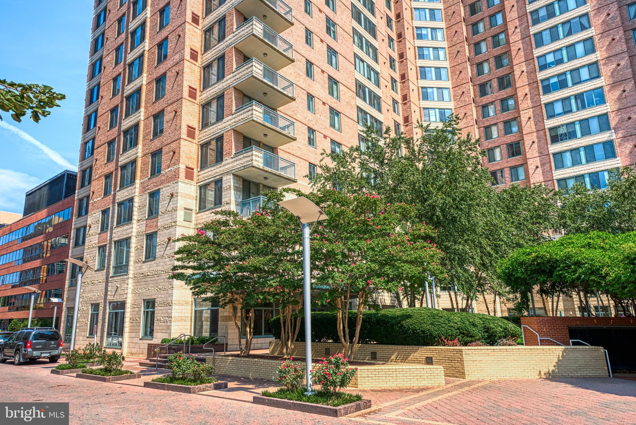 851 North Glebe Road, Unit 1514 Arlington, VA 22203 - Photo 23 of 47