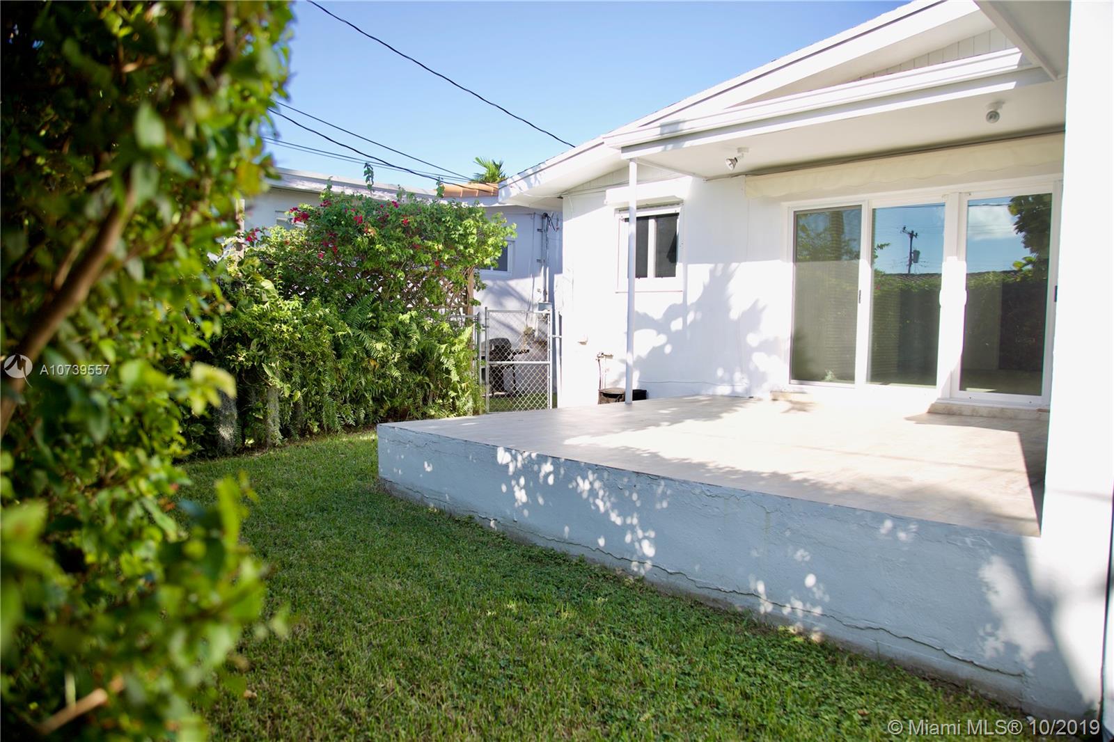 9240 Harding Avenue Surfside, FL 33154 - Photo 22 of 32