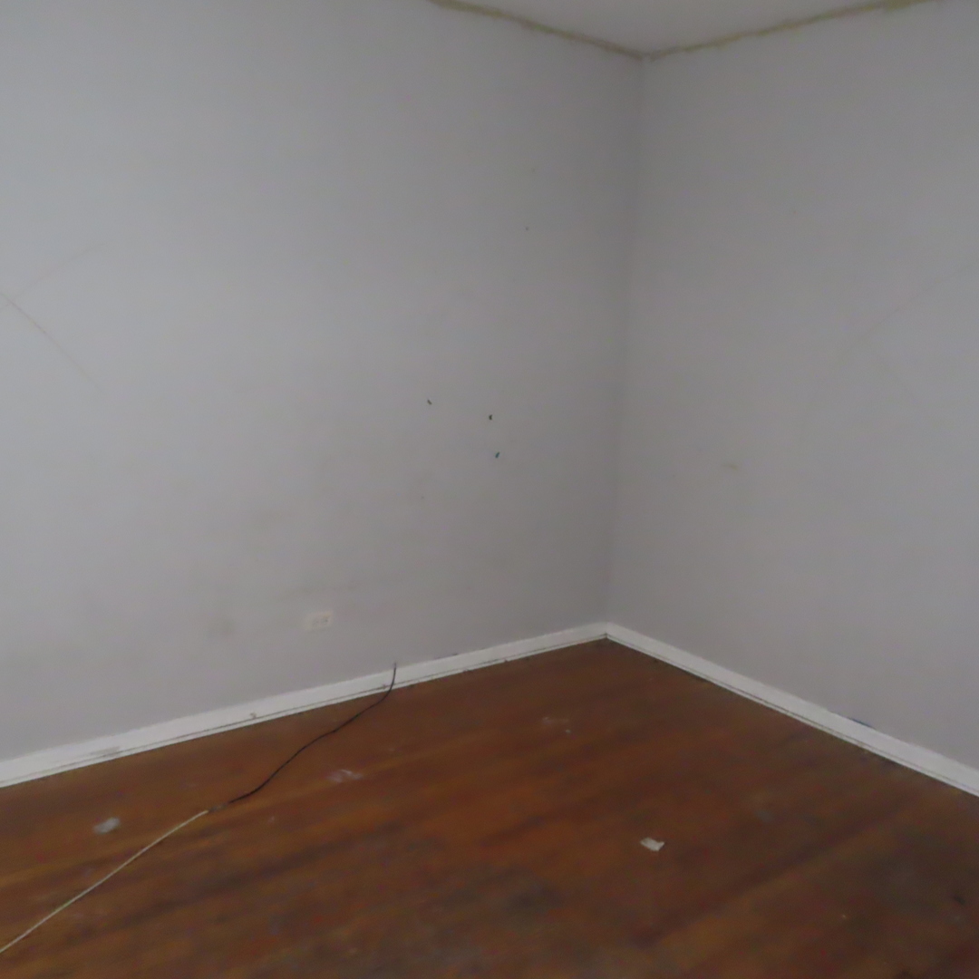 7046 South Normal Boulevard Chicago, IL 60621 - Photo 17 of 41 a view of an empty room