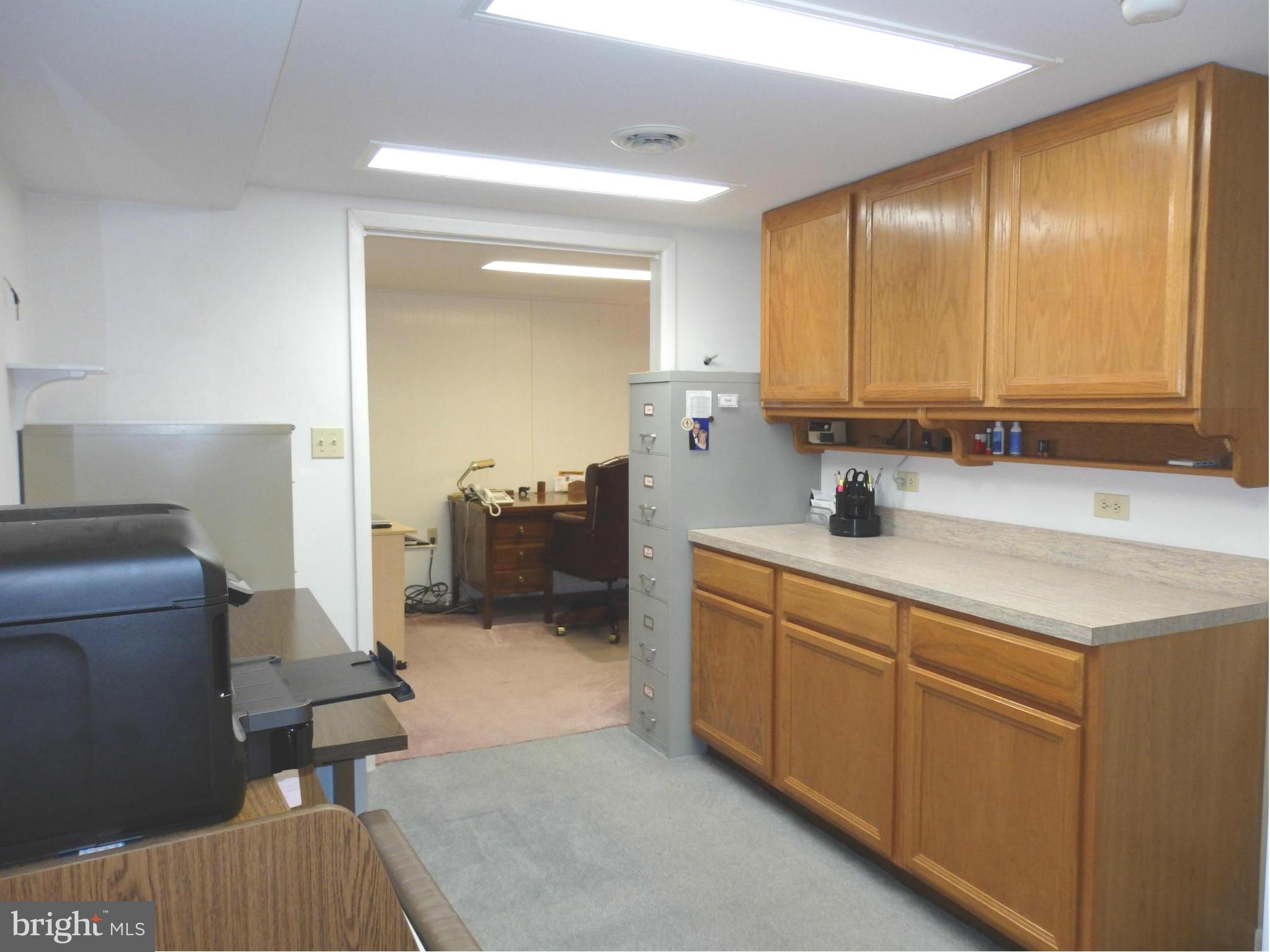 7940 Edgewood Farm Road Frederick, MD 21702 - Photo 25 of 30 Great craft room or office