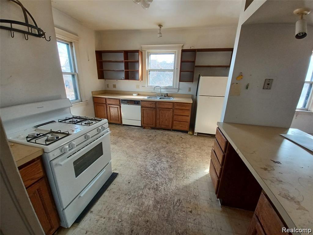 4440 Commonwealth Street Detroit, MI 48208 - Photo 6 of 42