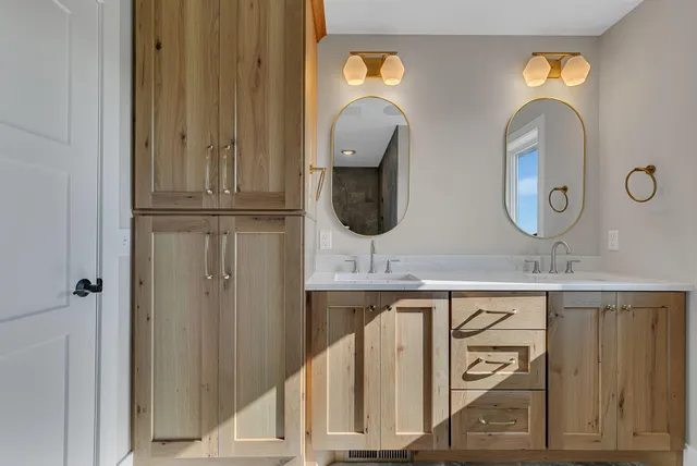 $799,900 | 524 Northern Mdws Lane, Sartell, MN 56377