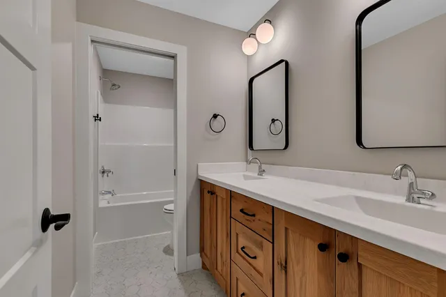 $799,900 | 524 Northern Mdws Lane, Sartell, MN 56377