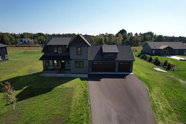 $799,900 | 524 Northern Mdws Lane, Sartell, MN 56377