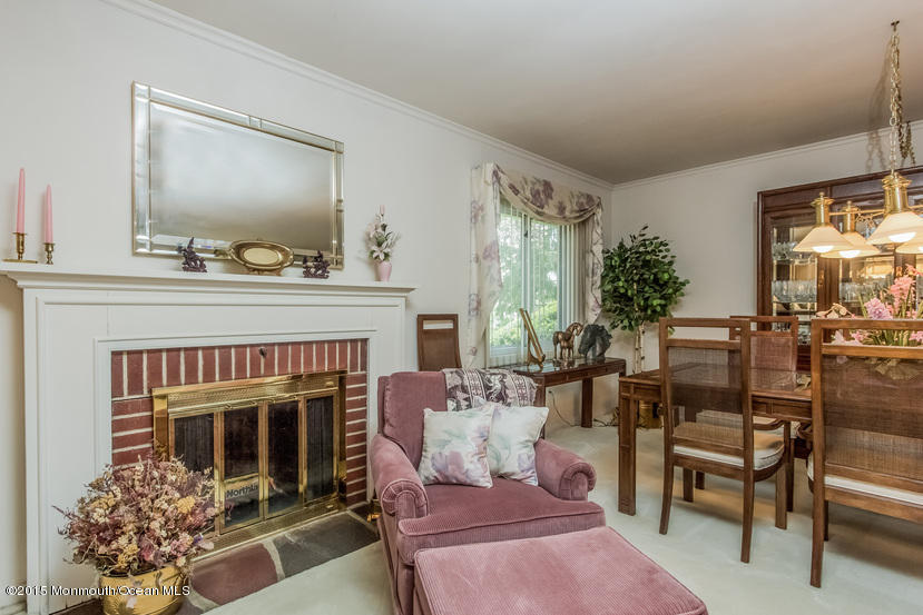 603 Isham Circle Brielle, NJ 08730 - Photo 3 of 24 005-Living_Room-1681144-small