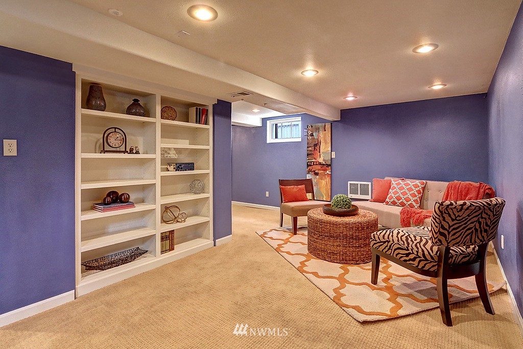 4510 Southwest Lander Street Seattle, WA 98116 - Photo 18 of 25 Gallery Image 18