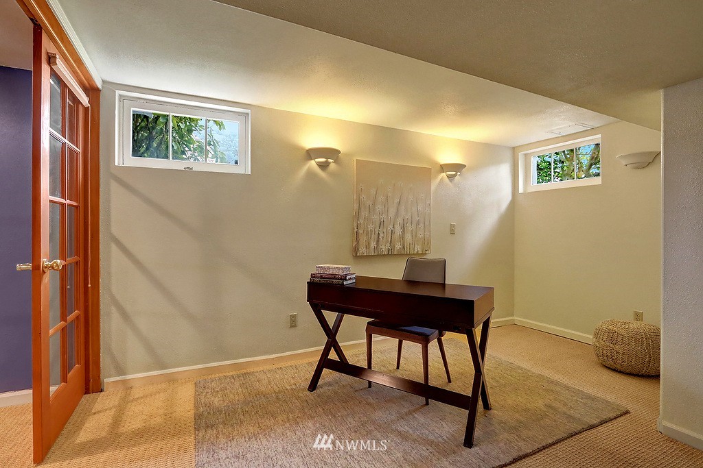 4510 Southwest Lander Street Seattle, WA 98116 - Photo 20 of 25 Gallery Image 20