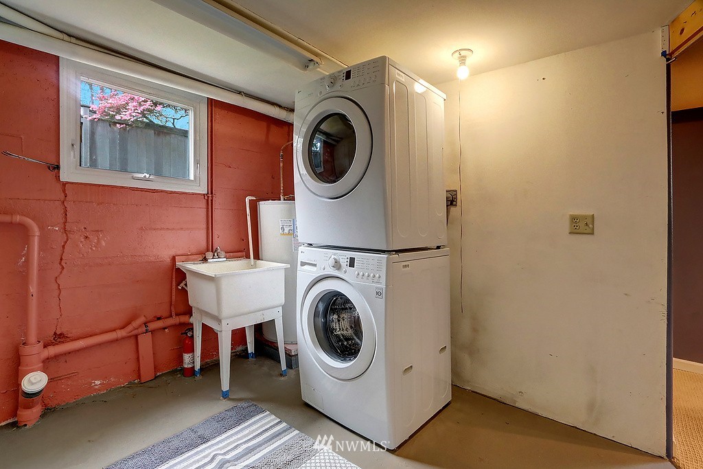 4510 Southwest Lander Street Seattle, WA 98116 - Photo 22 of 25 Gallery Image 22