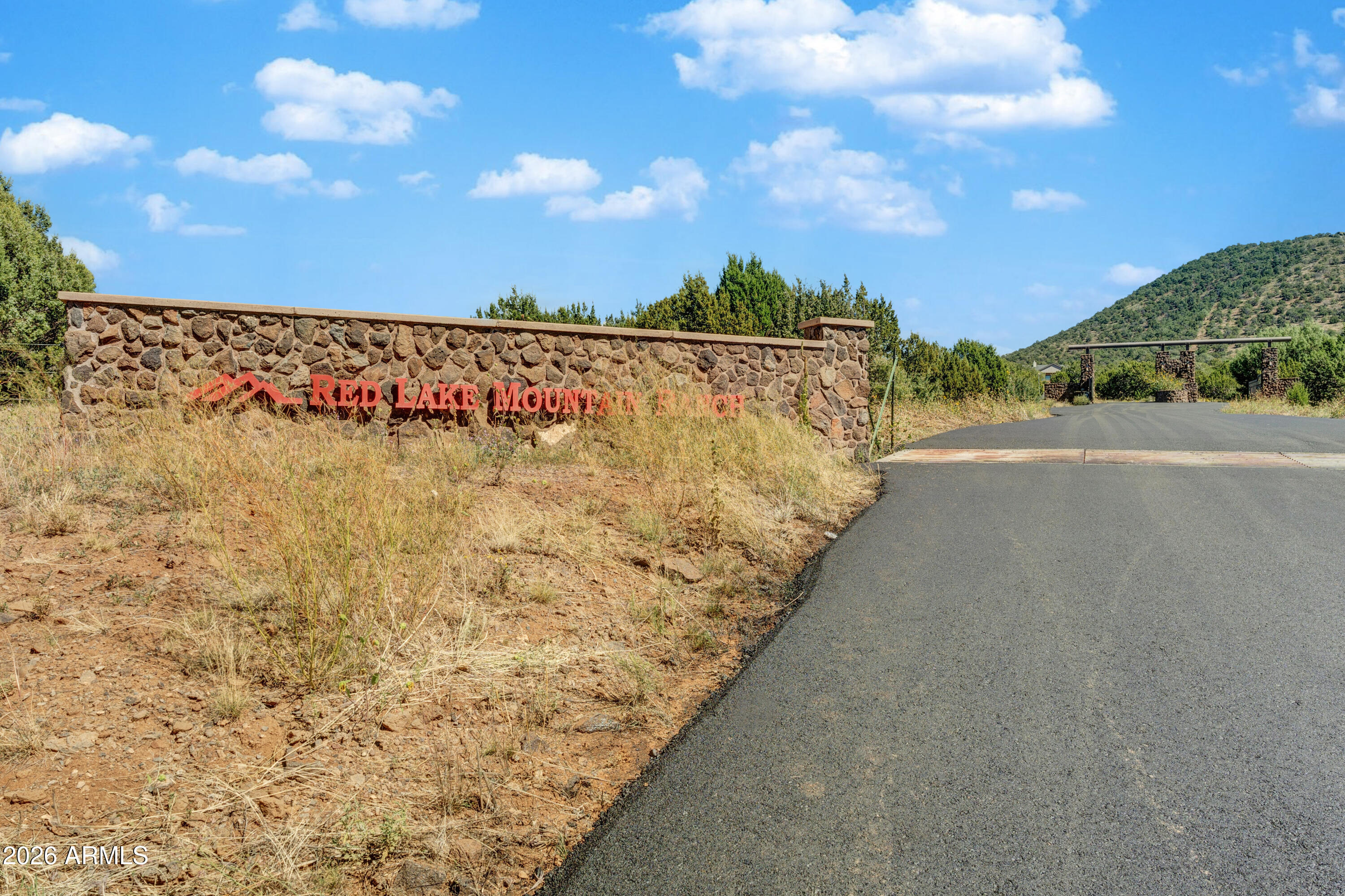 688 Bellavista Loop, Unit 34 Williams, AZ 86046 - Photo 2 of 7 RLMR Gate