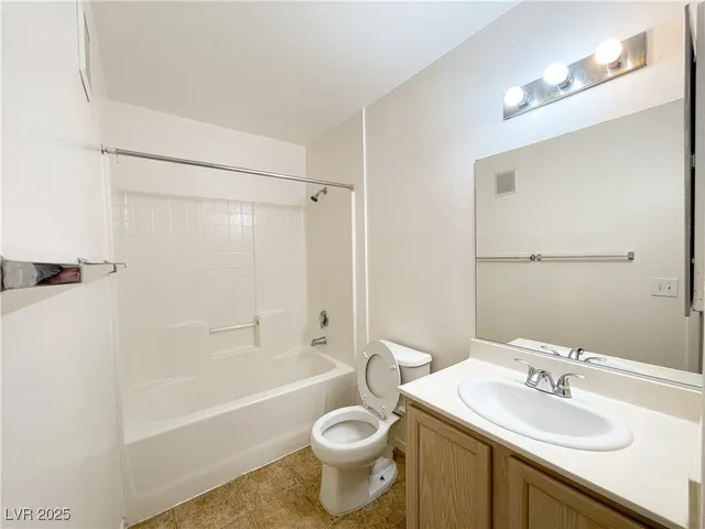 $1,300 | 3065 Casey Drive, Unit 201, Las Vegas, NV 89120