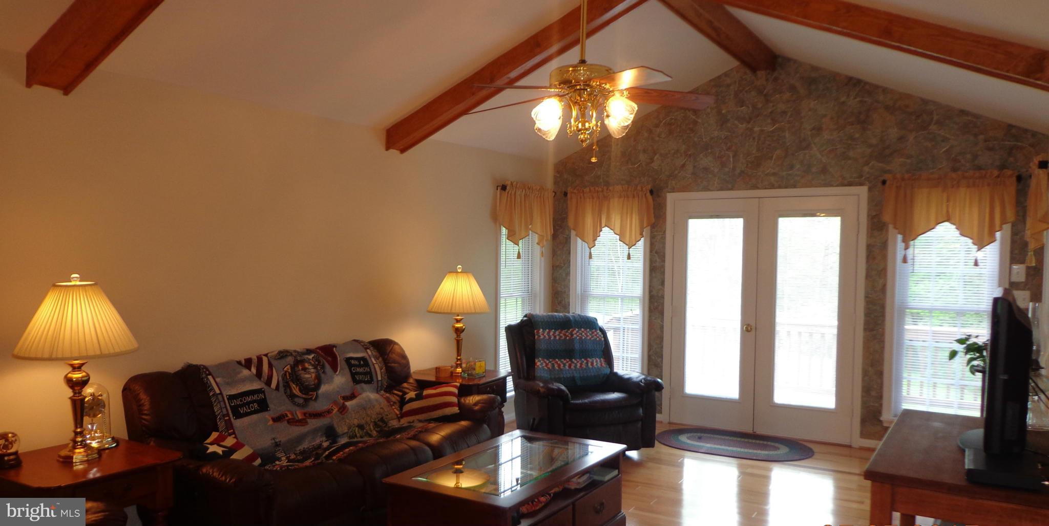 12360 Robin Road Culpeper, VA 22701 - Photo 3 of 28 Living Room