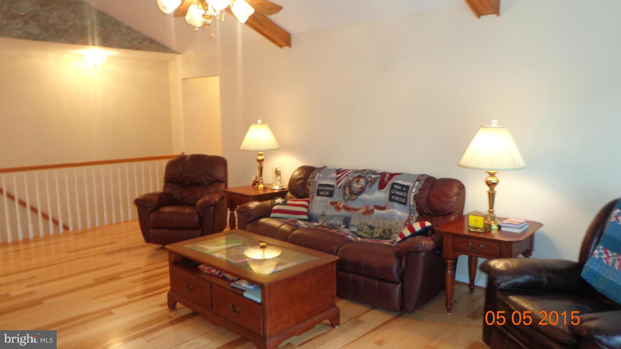 12360 Robin Road Culpeper, VA 22701 - Photo 9 of 28 Living Room