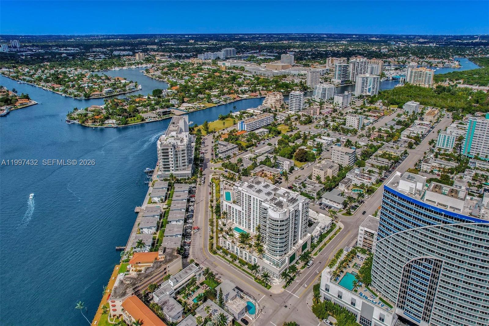 401 North Birch Road, Unit 404 Fort Lauderdale, FL 33304 - Photo 13 of 39 view of city