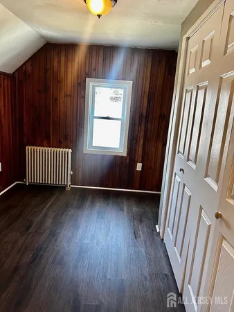 $2,800 | 483 East Avenue, Sewaren, NJ 07077