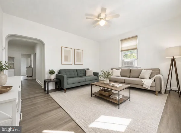 $2,400 | 446 Mellon Street Southeast, Unit 2, Washington, DC 20032