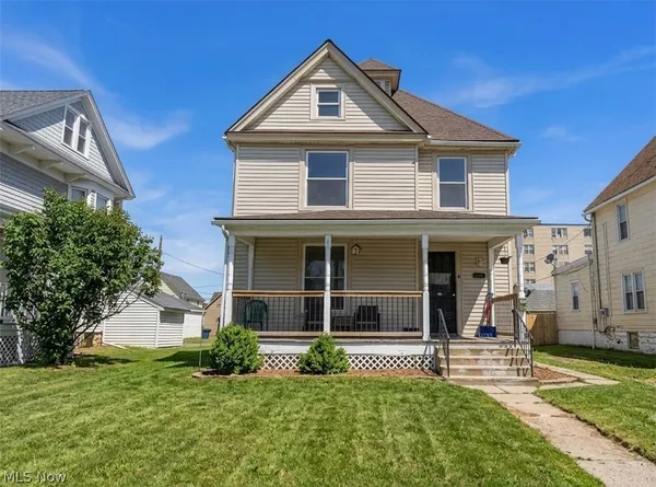 $1,100 | 1026 West Fourth Street, Unit 2/UP, Lorain, OH 44052