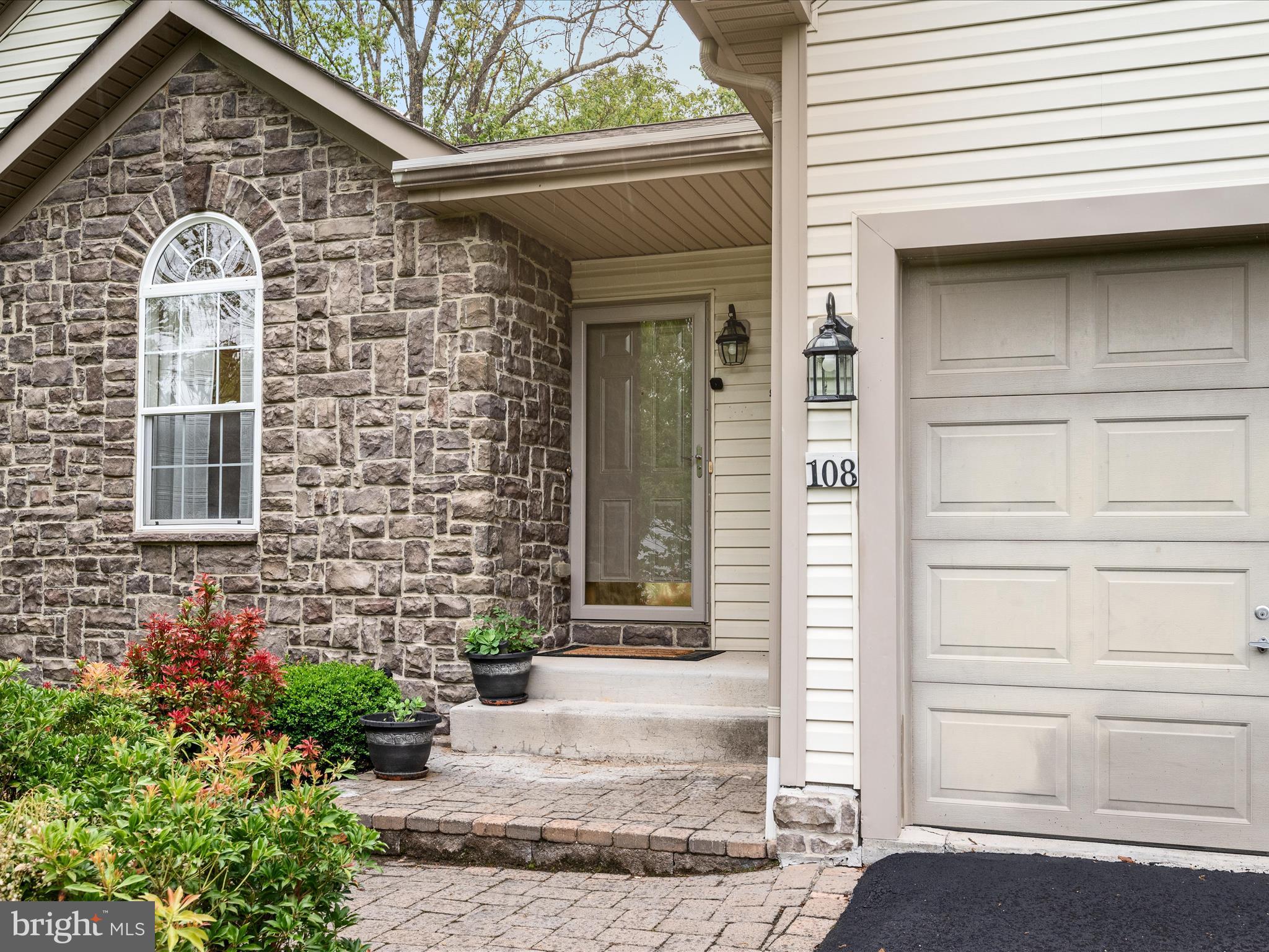 108 Eagle Drive Cross Junction, VA 22625 - Photo 4 of 61 a front view of a house with a porch