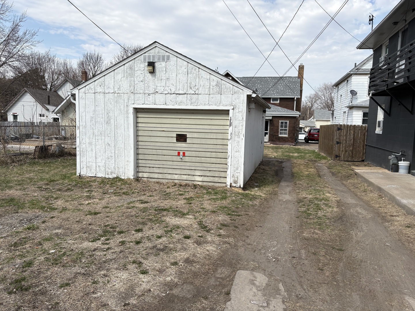 2428 5th Avenue Moline, IL 61265 - Photo 5 of 5 a view of a house with a yard