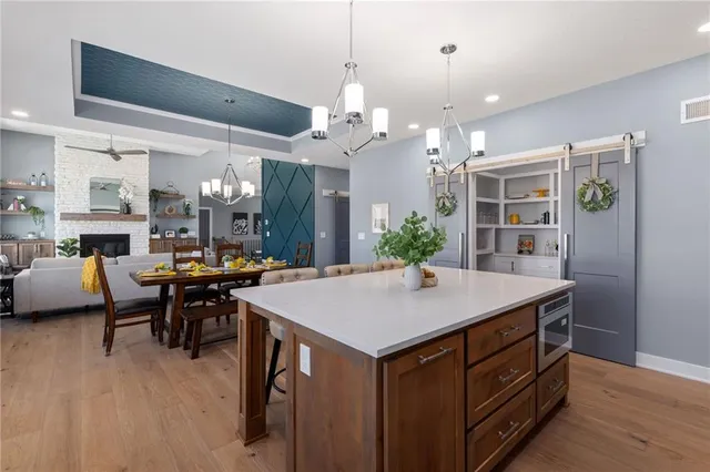 $1,100,000 | 18068 Stillwell Road, Bonner Springs, KS 66012