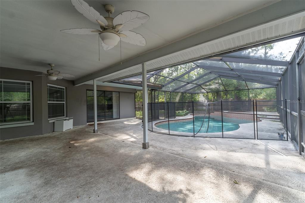 2402 Prairie Place Lutz, FL 33549 - Photo 38 of 40