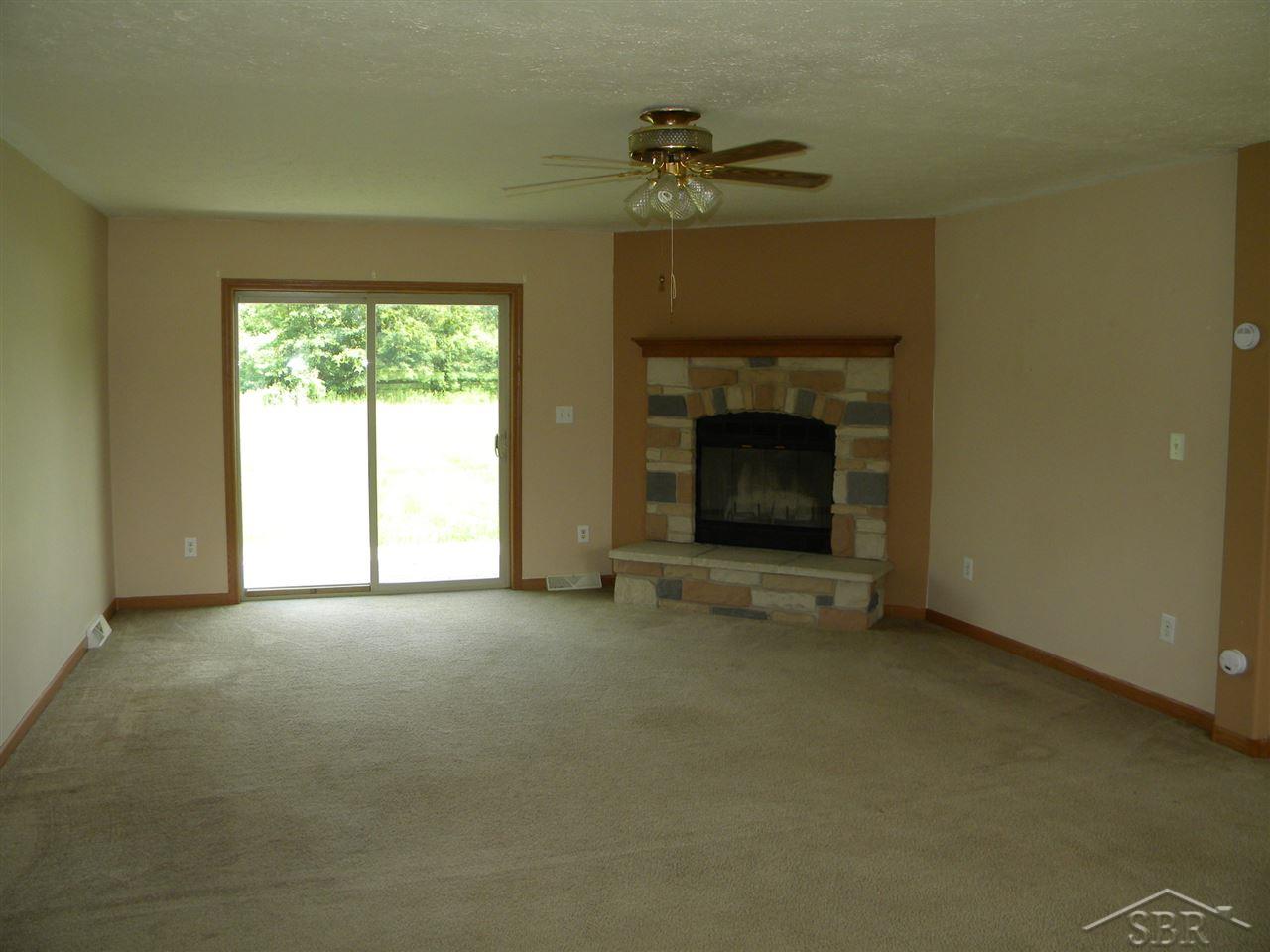6299 Rathbun Road Birch Run, MI 48415 - Photo 6 of 20 50025179-5.JPG