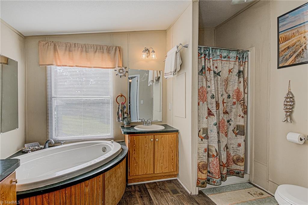 316 Foxwood Road Madison, NC 27025 - Photo 14 of 27