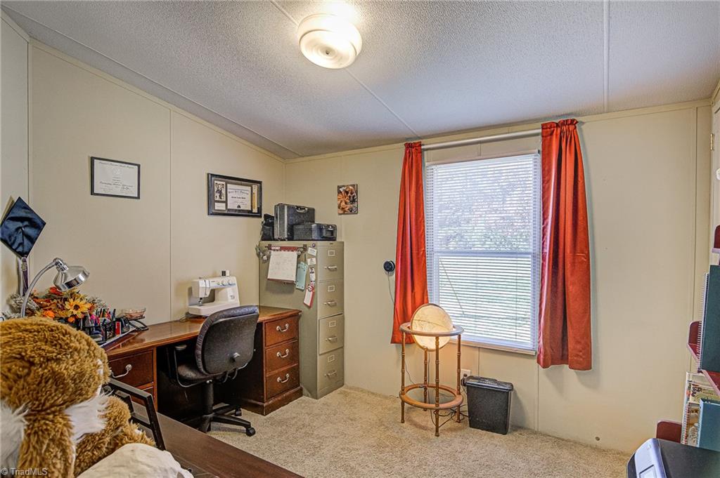 316 Foxwood Road Madison, NC 27025 - Photo 16 of 27