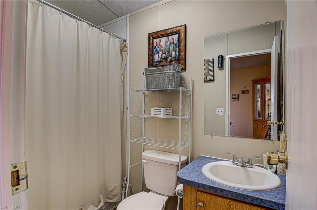 316 Foxwood Road Madison, NC 27025 - Photo 17 of 27