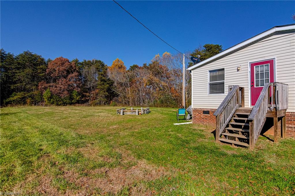 316 Foxwood Road Madison, NC 27025 - Photo 24 of 27
