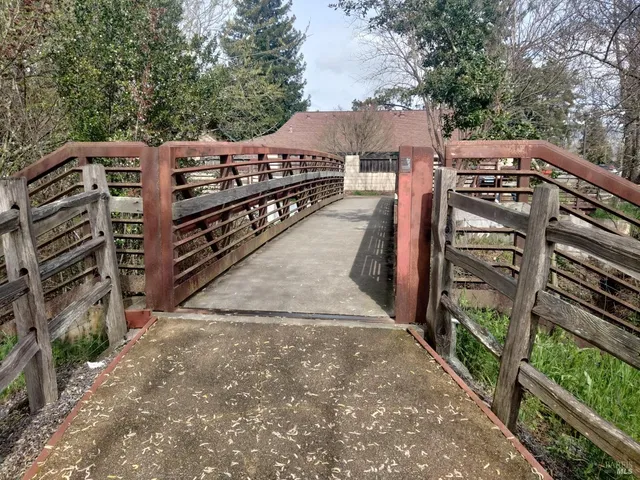 $429,000 | 7 Kingston Lane, Cotati, CA 94931