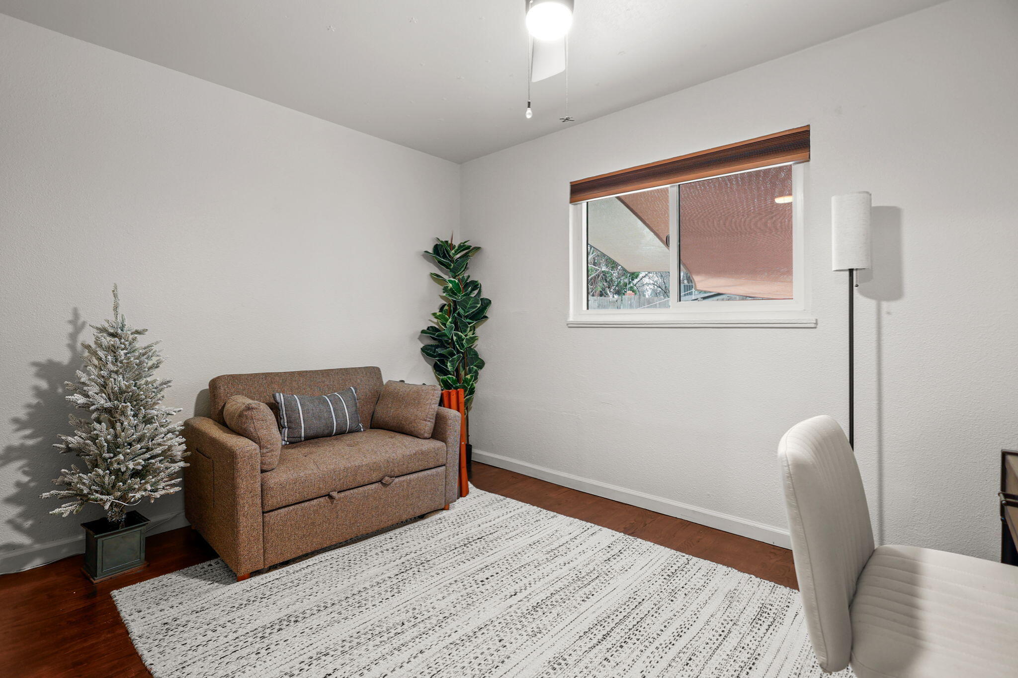 2041 Athens Avenue Redding, CA 96001 - Photo 11 of 28 2041 Athens Avenue