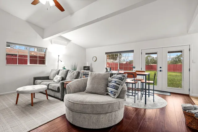 $424,900 | 2041 Athens Avenue, Redding, CA 96001