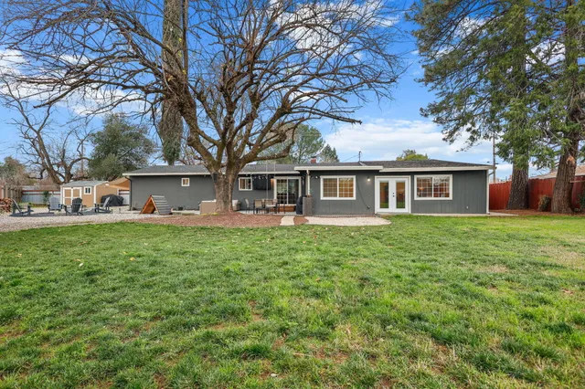 $424,900 | 2041 Athens Avenue, Redding, CA 96001