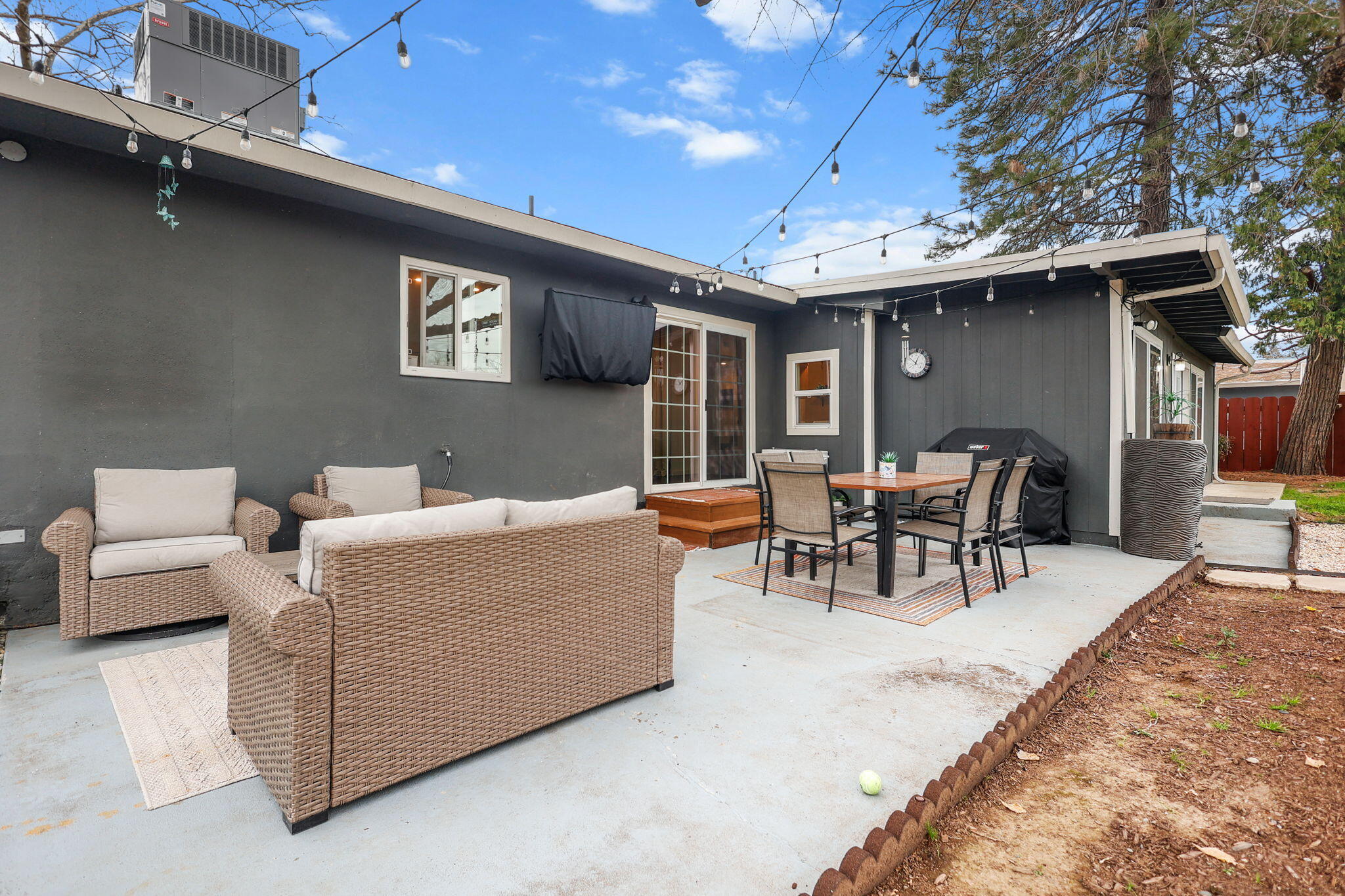 2041 Athens Avenue Redding, CA 96001 - Photo 22 of 28 2041 Athens Avenue