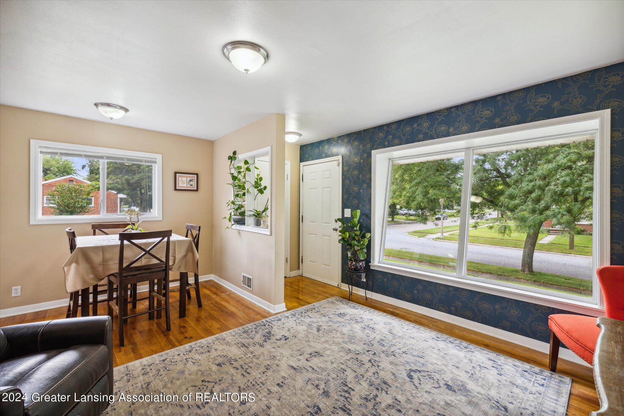 2227 Barstow Road Lansing, MI 48906 - Photo 8 of 40 10-2227-Barstow-Rd-Lansing-MI-48906-Wind