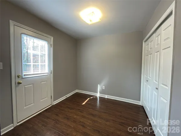 $1,099 | 1520 North Main Avenue, Unit 20, Newton, NC 28658