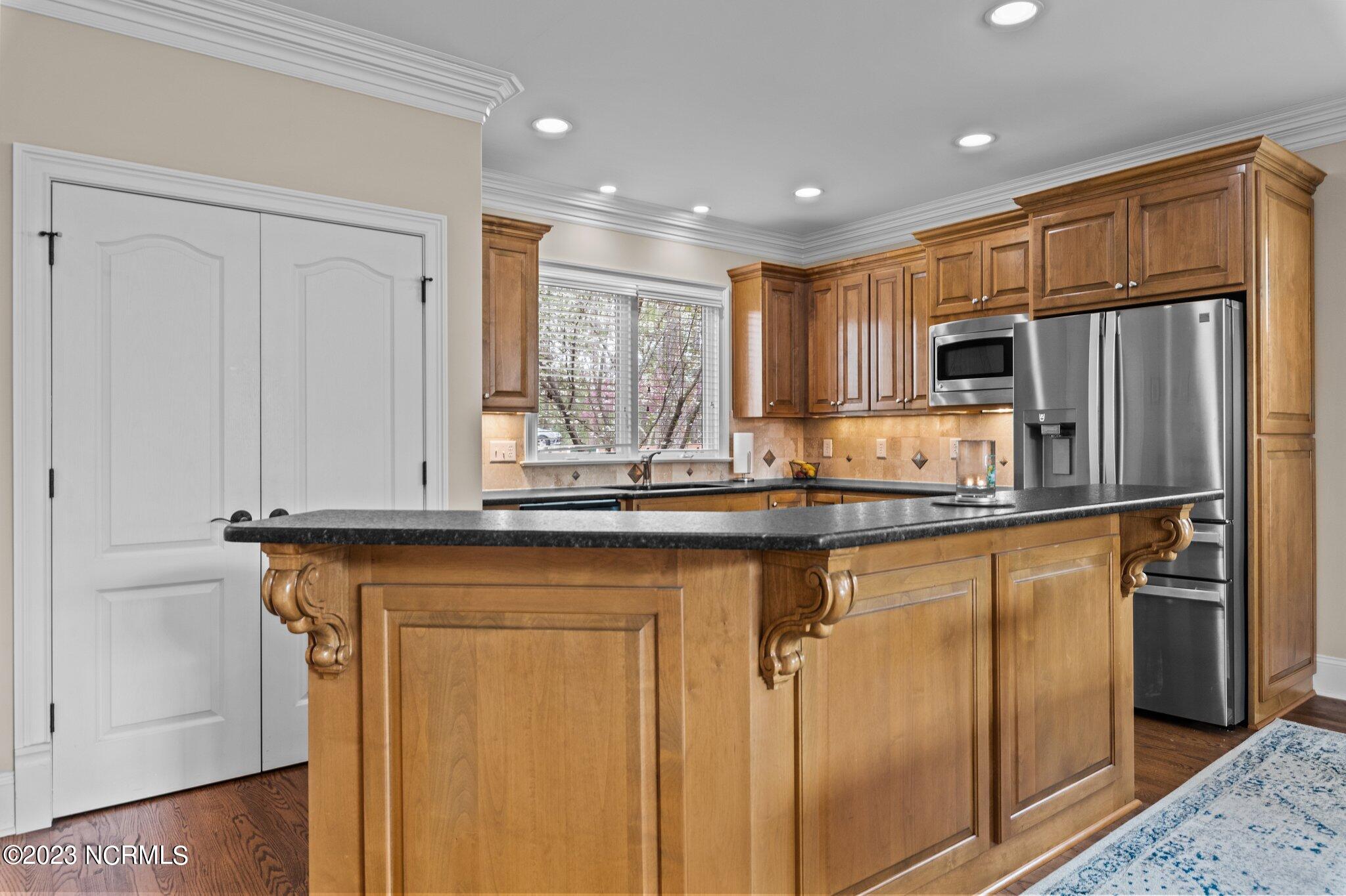 150 Cochrane Castle Circle Pinehurst, NC 28374 - Photo 12 of 35 Kitchen