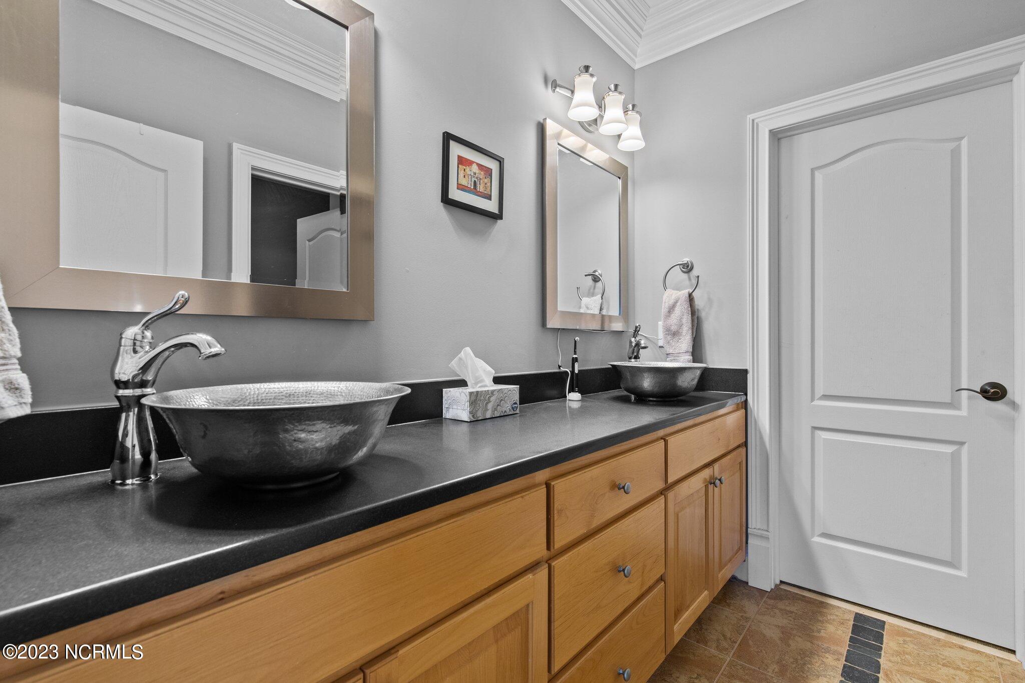 150 Cochrane Castle Circle Pinehurst, NC 28374 - Photo 26 of 35 Master Full Bath