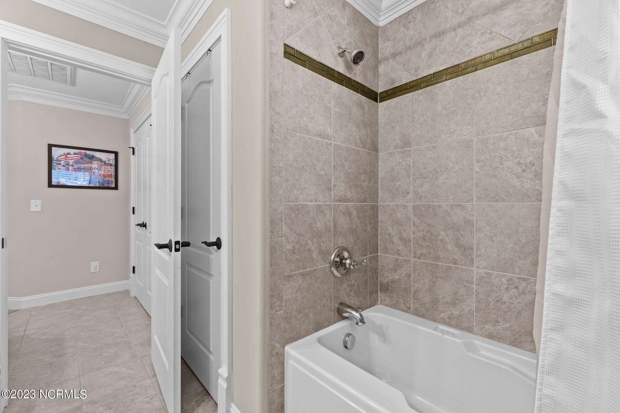 150 Cochrane Castle Circle Pinehurst, NC 28374 - Photo 29 of 35 Guest Room Shower