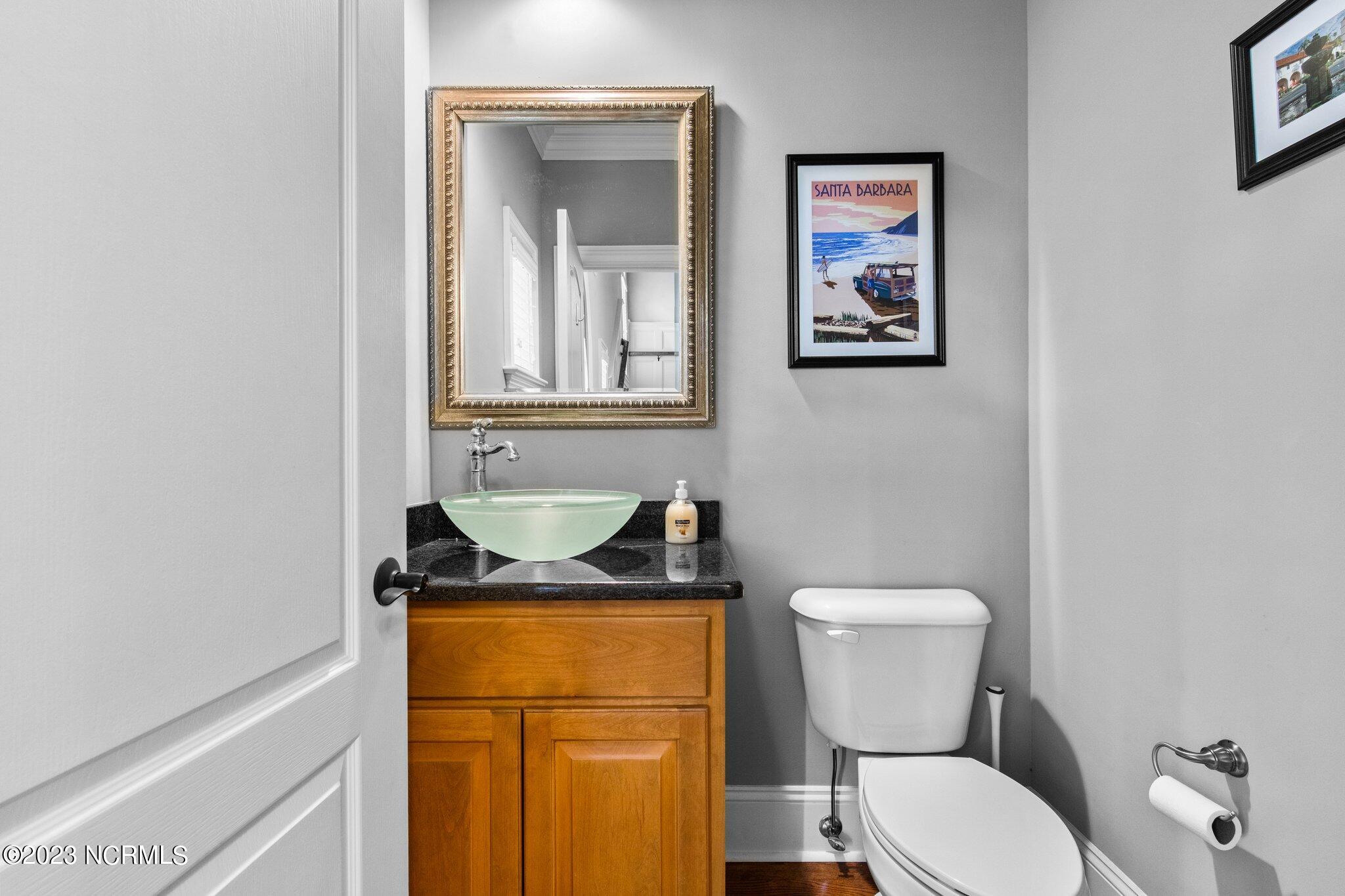 150 Cochrane Castle Circle Pinehurst, NC 28374 - Photo 8 of 35 Entrance 1/2 Bath