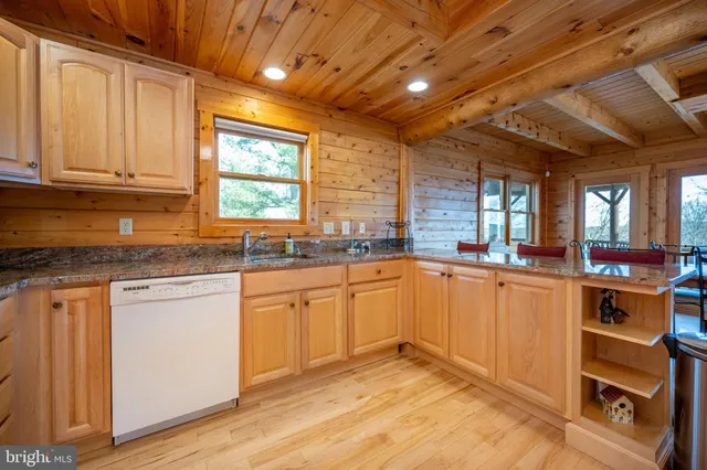 $1,329,000 | 439 Paradise Heights, Oakland, MD 21550