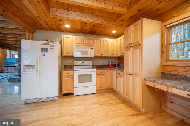 $1,329,000 | 439 Paradise Heights, Oakland, MD 21550