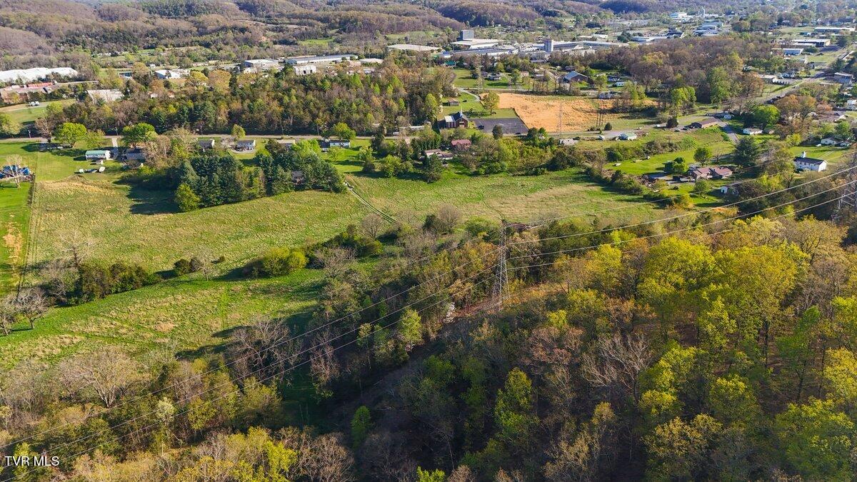 814 Frank Jones Road Johnson City, TN 37601 - Photo 5 of 18 DJI_20260409174514_0282_D
