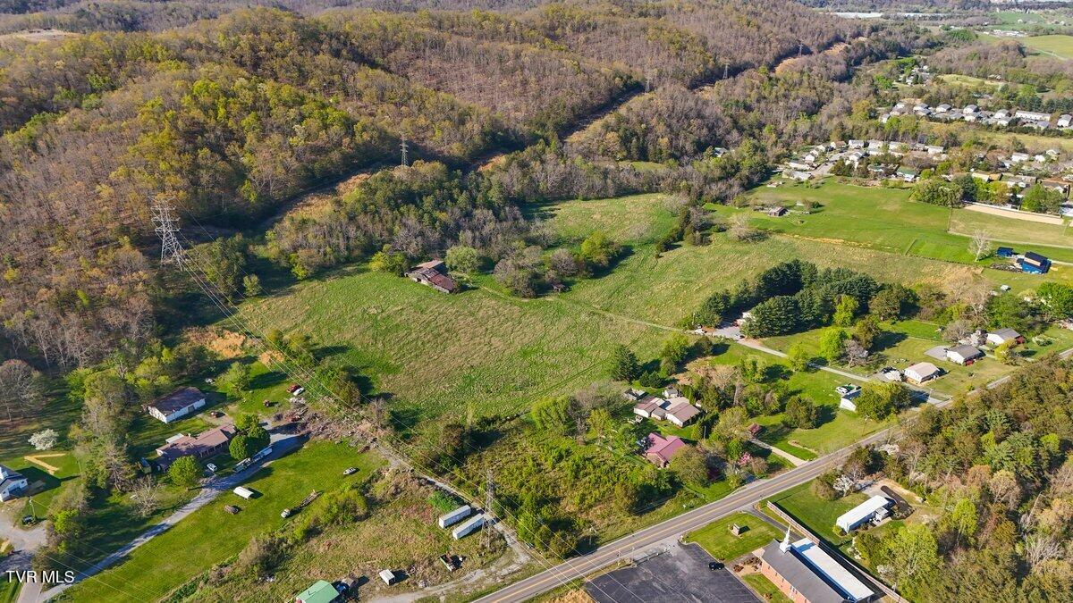 814 Frank Jones Road Johnson City, TN 37601 - Photo 6 of 18 DJI_20260409173335_0264_D